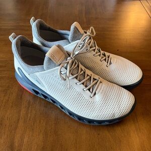 Ecco Gore-Tex Surround Men’s White and Gray Golf Shoes